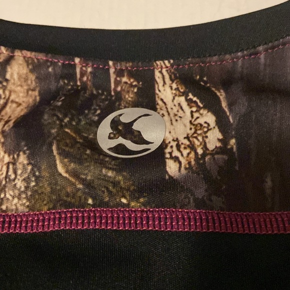 Gander Mountain Guide Series Base Layer Camo top - Picture 3 of 7